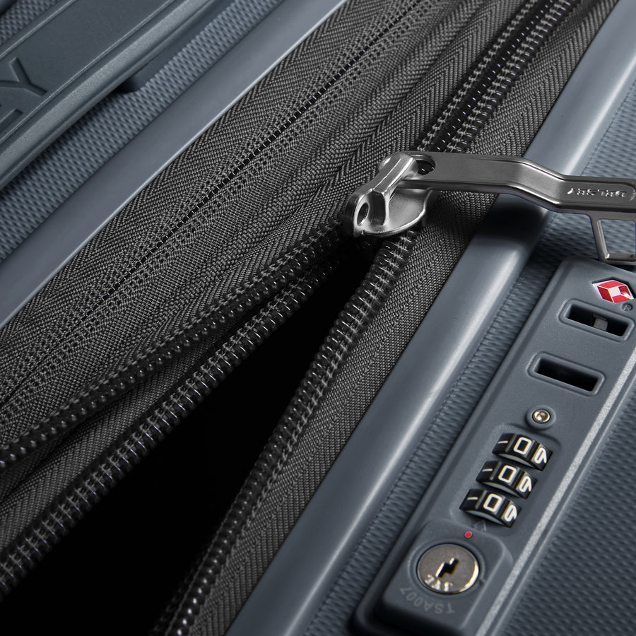 MALA MEDIA EXPANSÍVEL 70 CM 4 RODAS - FREESTYLE CINZA ESCURO