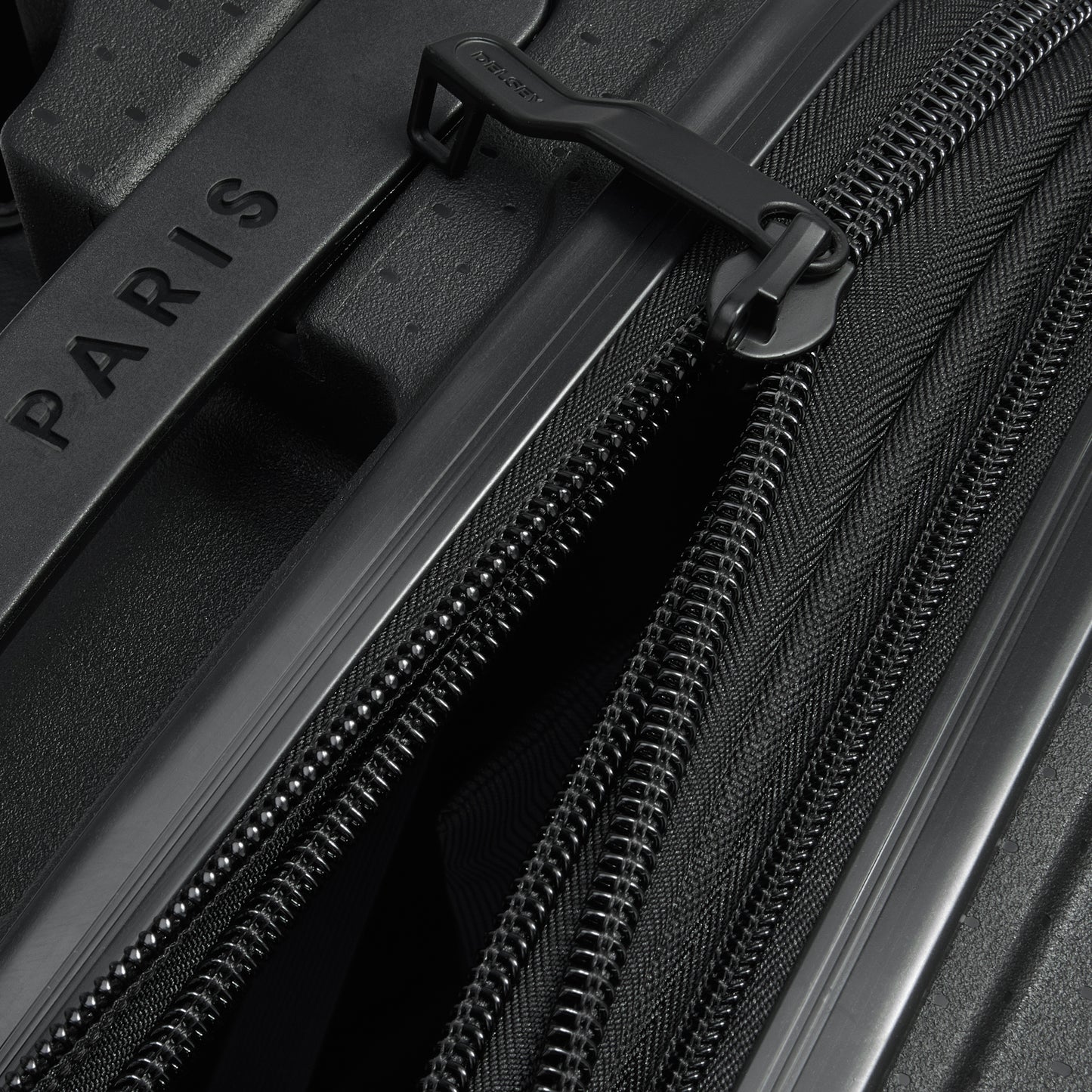 MALA MEDIA EXPANSÍVEL - BELMONT PLUS PRETO