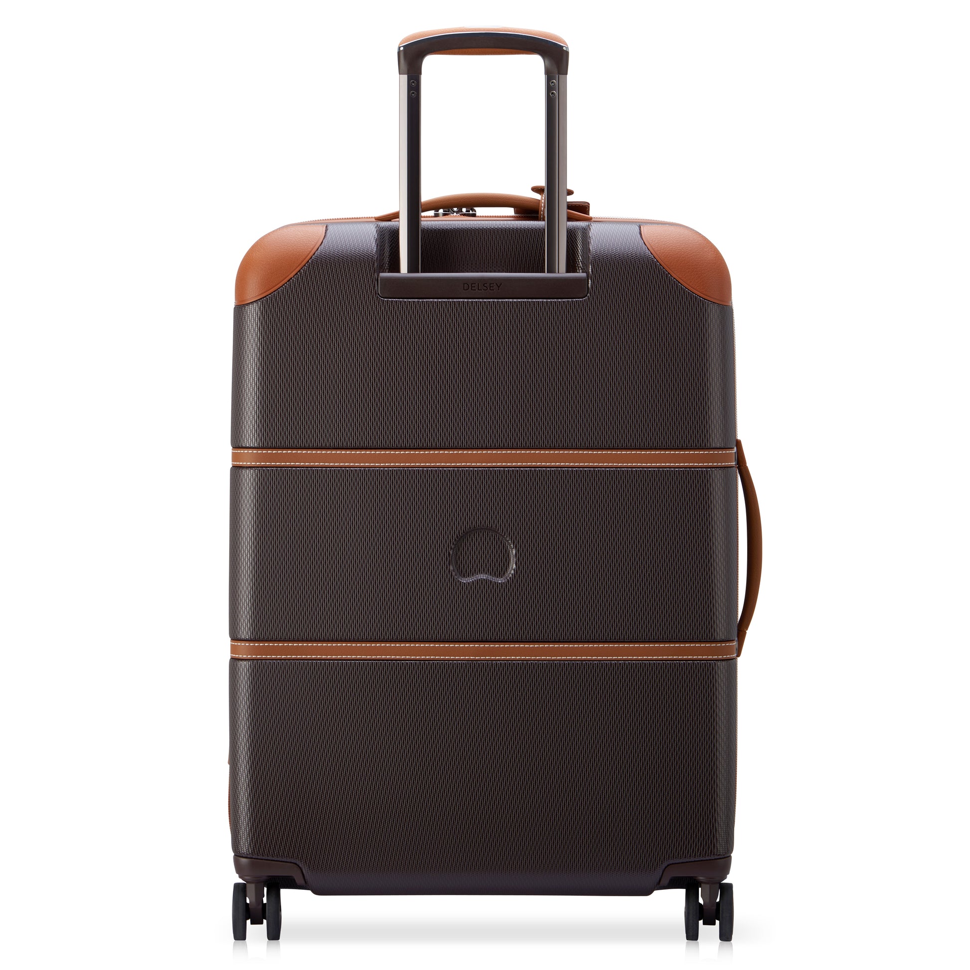 Mala média rígida chocolate da DELSEY com detalhes marrons, rodas giratórias, puxador telescópico e design sofisticado ideal para viagem.