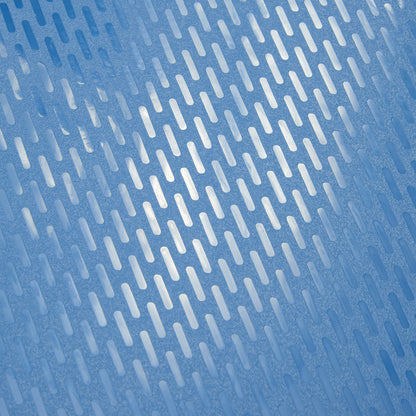 Detalhe da textura azul intenso da mala de bordo expansível DELSEY, destacando o design moderno e material durável de alta qualidade.