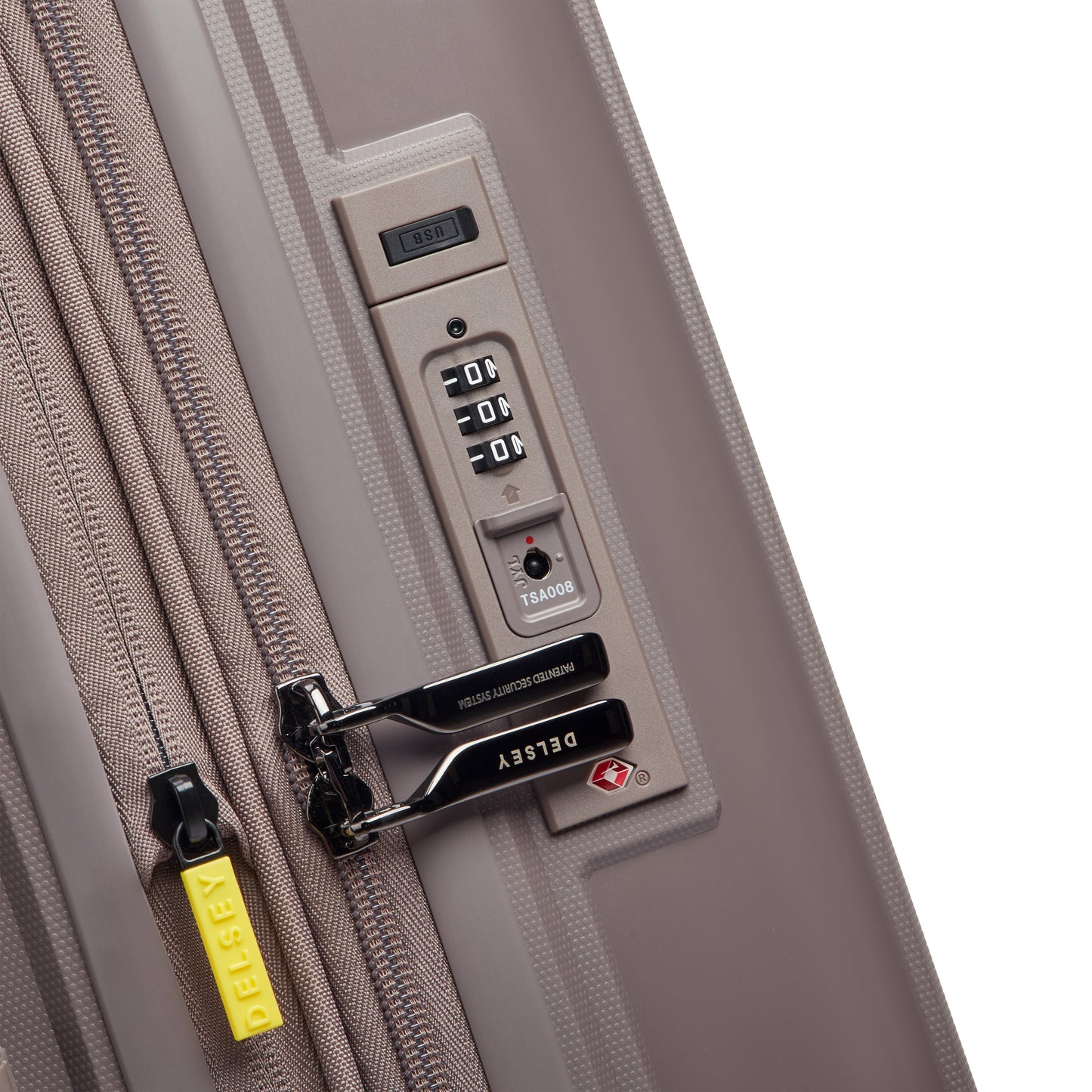 Fechadura TSA integrada com código numérico na mala de bordo expansível DELSEY, com zíper resistente e puxador personalizado, em tom castanho claro.