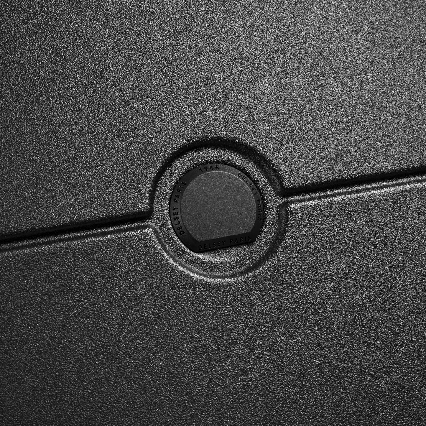 MALA BORDO EXPANSÍVEL COM PORTA NOTEBOOK - TURENNE 2.0 PRETO