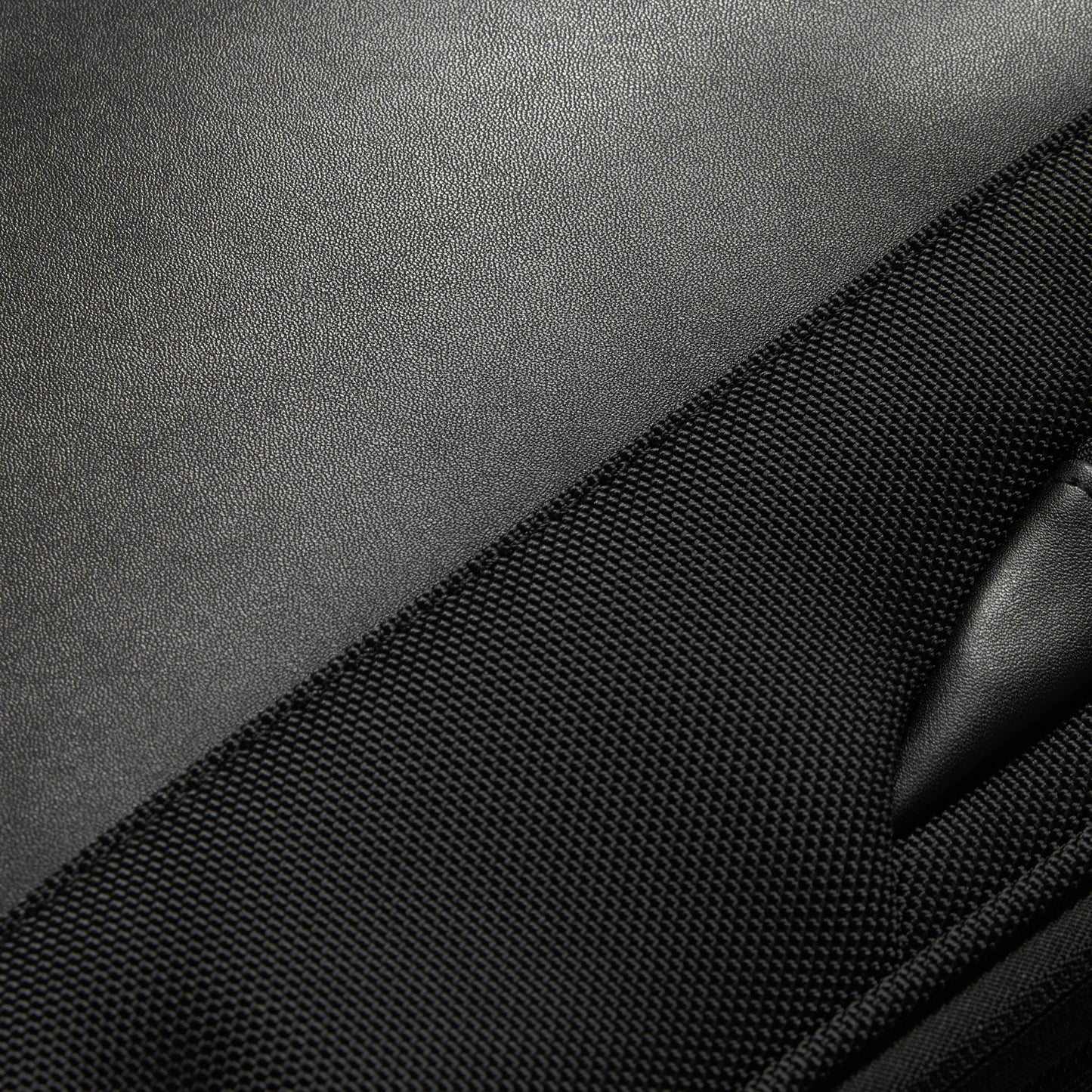 MALA TRUNK MEDIA EXPANSÍVEL - WAGRAM PRETO